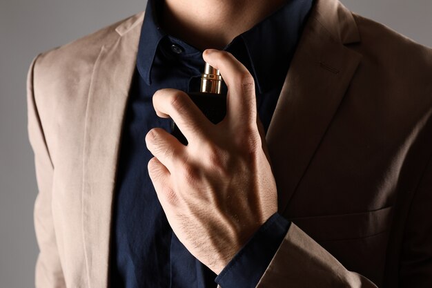 article cover - The Ultimate Guide to the Best Perfumes for Men