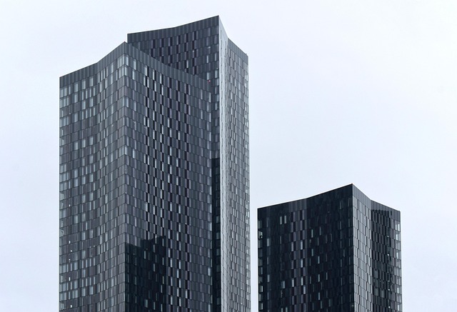 article cover - Why Investors are Turning to Manchester