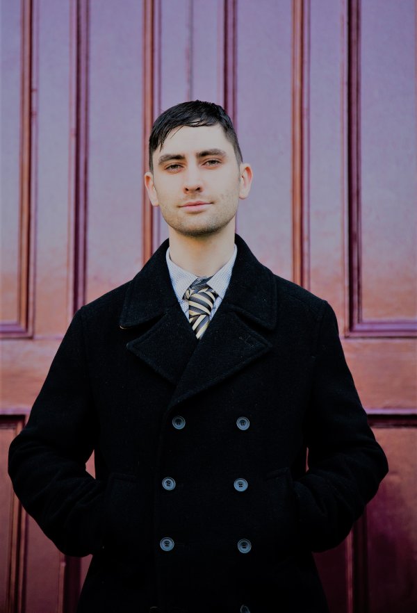 author_pic