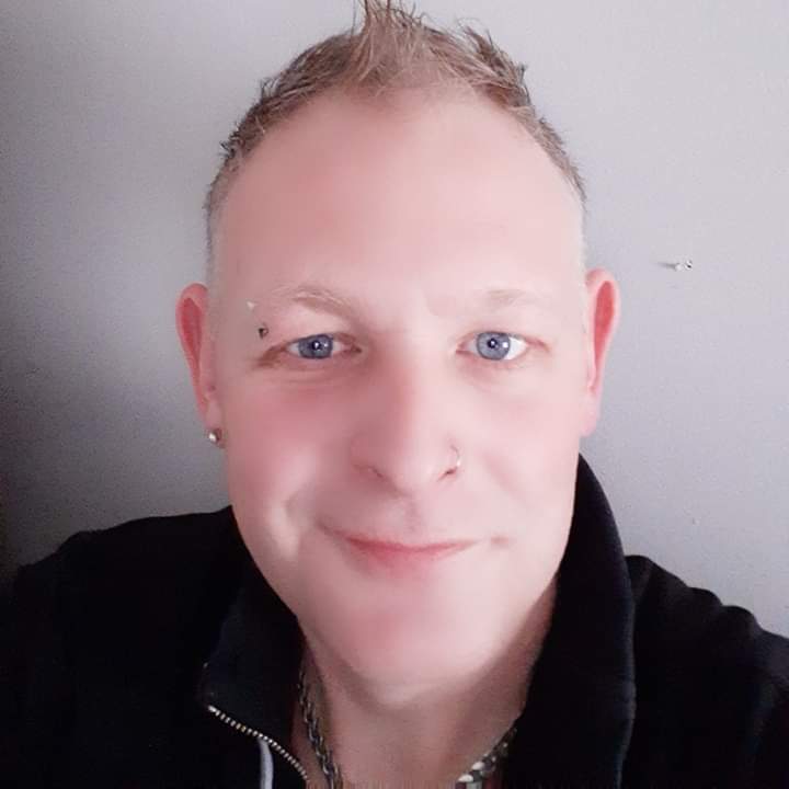 author_pic