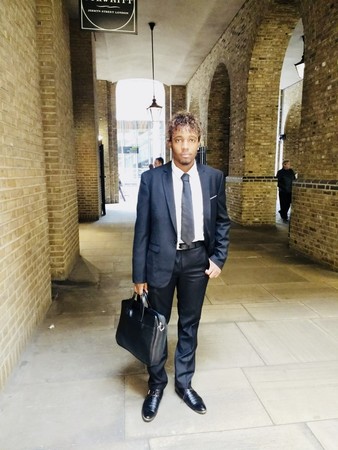 Khari Wei&szlig;h&auml;upt Carrington