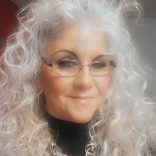 YIASMIN FREESTONE