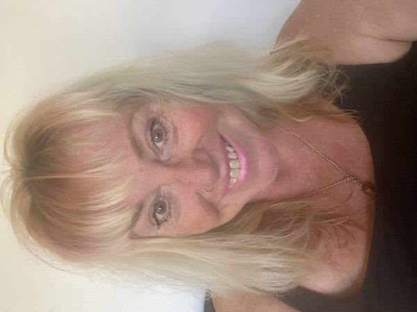 Lesley Joel