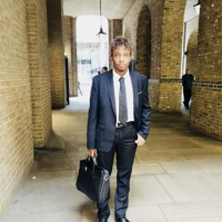 Khari Wei&szlig;h&auml;upt Carrington