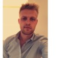 Jamie Hart 
                      - Retail &amp; Services 