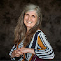 Jo Brown