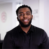 Temi Odulaja