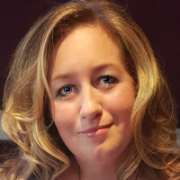 Suzanne Coles