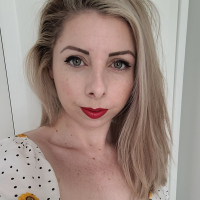 Lucy Taylor - HR Consultant 