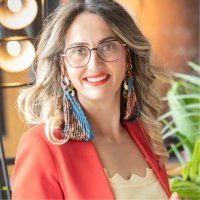 Feray Tun&ccedil;, MBA