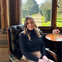 Ellie Simpson - Hospitality &amp;amp; Leisure | London