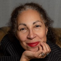 Catherine Marche - Retail &amp;amp; Services 