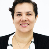 Thais Altgott - HR Consultant | the UK