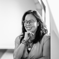 Karen Heng - Business Consultant 