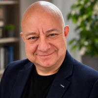 Iain Lightfoot - Hypnotherapist 