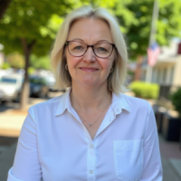 Jackie Brooker - Managing Director in Dakota Blue Consulting Ltd - 