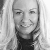 Diane edwards - Retail &amp;amp; Services 