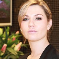 Caroline Farr - Cosmetic Surgeon 