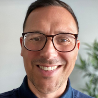 Christopher Edwards 
                      - Technology &amp; Software 